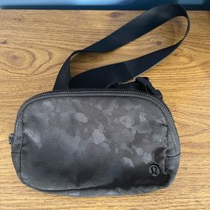 Lululemon Belt Bag Black Camo